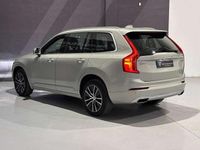 Usado Volvo XC90 Momentum 235 CV (172 kW) 2020 Plateado SUV