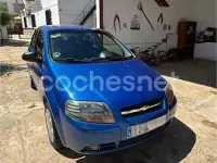 Usado Chevrolet Kalos SE 72 CV (52 kW) 2007 Azul Berlina