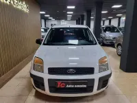 Usado Ford Fusion 80 CV (58 kW) 2011 Blanco Utilitario