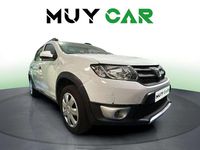 Usado Dacia Sandero Stepway 90 CV (66 kW) 2016 Blanco Utilitario