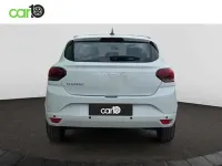 Usado Dacia Sandero Essentiel 91 CV (66 kW) 2023 Blanco Utilitario