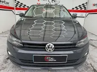 Usado VW Polo 75 CV (55 kW) 2018 Gris Utilitario