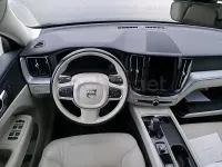 Usado Volvo XC60 Momentum 197 CV (144 kW) 2022 Negro SUV