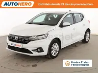 Usado Dacia Sandero Comfort 91 CV (66 kW) 2022 Blanco Berlina