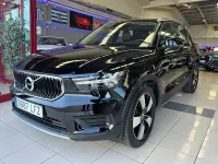Usado Volvo XC40 Momentum 150 CV (110 kW) 2020 Negro SUV