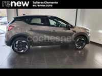 Usado Renault Captur Techno 100 CV (73 kW) 2025 Gris / plata SUV
