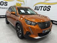 Usado Peugeot 2008 Allure 130 CV (95 kW) 2021 Naranja SUV