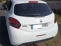 Usado Peugeot 208 110 CV (80 kW) 2018 Blanco Utilitario