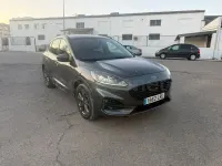 Usado Ford Kuga ST-Line 150 CV (110 kW) 2021 Gris / plata SUV