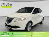 Usado Lancia Ypsilon Gold 69 CV (50 kW) 2013 Blanco Utilitario
