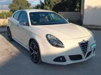 Usado Alfa Romeo Giulietta Distinctive 140 CV (102 kW) 2013 Blanco Utilitario