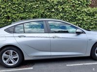 Usado Opel Insignia Selective 136 CV (100 kW) 2019 Gris / plata Berlina