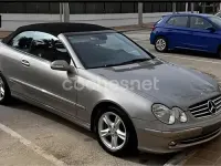 Usado Mercedes CLK240 Avantgarde 170 CV (125 kW) 2004 Gris / plata Descapotable