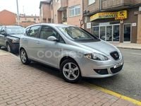Usado Seat Altea Style 102 CV (75 kW) 2009 Gris / plata Monovolumen