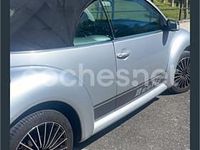 Usado VW New Beetle 100 CV (73 kW) 2004 Gris / plata Utilitario