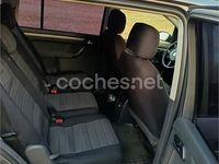 Usado VW Touran Advance 100 CV (73 kW) 2004 Gris / plata Monovolumen