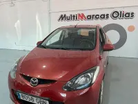 Usado Mazda 2 Active 68 CV (50 kW) 2008 Rojo Utilitario