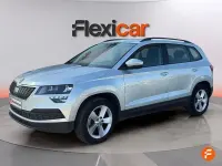 Usado Skoda Karoq Active 110 CV (80 kW) 2022 Gris SUV