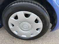 Usado VW New Beetle 102 CV (75 kW) 2001 Azul Utilitario