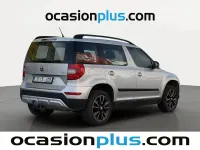 Usado Skoda Yeti 110 CV (80 kW) 2017 Gris SUV