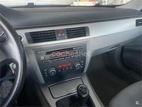 Usado BMW 318 122 CV (89 kW) 2007 Gris / plata Berlina