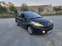 Usado Peugeot 207 90 CV (66 kW) 2007 Negro Familiar