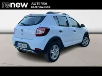 Usado Dacia Sandero Essentiel 90 CV (66 kW) 2014 Blanco Utilitario