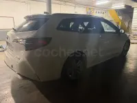 Usado Toyota Corolla Active 122 CV (89 kW) 2021 Blanco Familiar