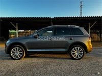 Usado VW Touareg 240 CV (176 kW) 2009 Gris / plata SUV