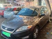 Usado Ford Mondeo Limited 140 CV (102 kW) 2011 Gris / plata Berlina