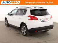 Usado Peugeot 2008 Allure 110 CV (80 kW) 2016 Blanco SUV