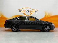 Usado VW Passat Executive 150 CV (110 kW) 2020 Gris / plata Berlina