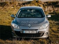 Usado Renault Mégane Expression 105 CV (77 kW) 2009 Gris / plata Berlina