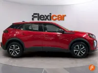 Usado Peugeot 2008 Active 102 CV (75 kW) 2023 Rojo SUV