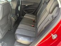 Usado Peugeot 3008 Active 130 CV (95 kW) 2018 Rojo SUV