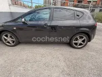Usado Seat Leon FR 170 CV (125 kW) 2007 Negro Utilitario