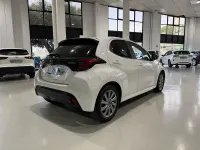 Usado Mazda 2 Exclusive-Line 116 CV (85 kW) 2023 Blanco Utilitario