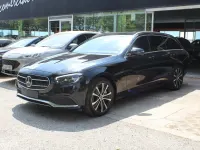 Usado Mercedes E300 Avantgarde 320 CV (235 kW) 2021 Negro Familiar