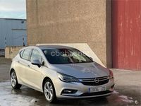 Usado Opel Astra Dynamic 110 CV (80 kW) 2017 Gris / plata Berlina