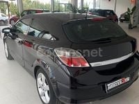 Usado Opel Astra GTC Sport 125 CV (91 kW) 2005 Negro Berlina
