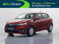 Usado Dacia Sandero Comfort 101 CV (74 kW) 2022 Rojo Utilitario