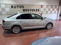 Usado Seat Toledo Reference 105 CV (77 kW) 2013 Gris / plata Berlina