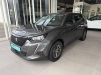 Usado Peugeot 2008 Active 110 CV (80 kW) 2022 Gris SUV