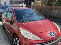 Usado Peugeot 207 Premium 90 CV (66 kW) 2008 Granate Berlina