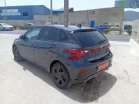 Nuevo Hyundai i20 Blackline 90 CV (66 kW) 2026 Negro Utilitario