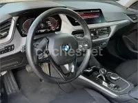 Usado BMW 118 136 CV (100 kW) 2021 Gris / plata Berlina