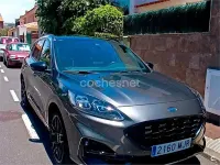 Usado Ford Kuga ST-Line 150 CV (110 kW) 2023 Gris / plata SUV