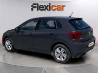 Usado VW Polo Advance 95 CV (69 kW) 2019 Gris Utilitario