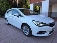 Usado Opel Astra Ultimate 122 CV (89 kW) 2020 Blanco Familiar