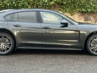 Usado Porsche Panamera Turbo Executive Executive 549 CV (403 kW) 2017 Negro Utilitario